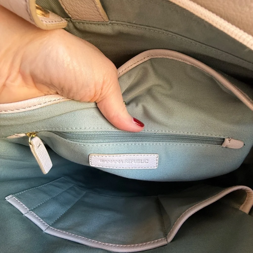 Banana Republic White Dianne Tote Leather - Picture 8 of 9